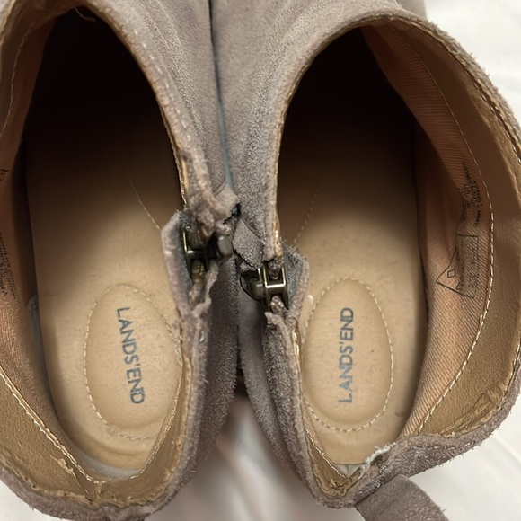 Lands End Suede Booties size 9B - Picture 3 of 6